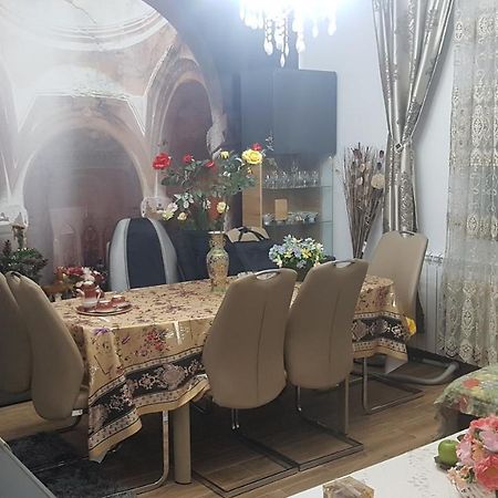 Casa Cojanu Hotel Petroşani Buitenkant foto
