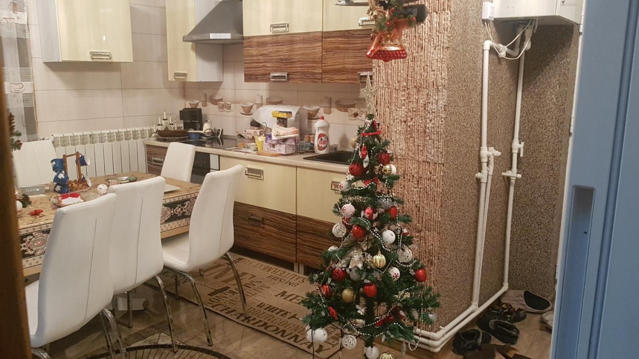 Casa Cojanu Hotel Petroşani Buitenkant foto